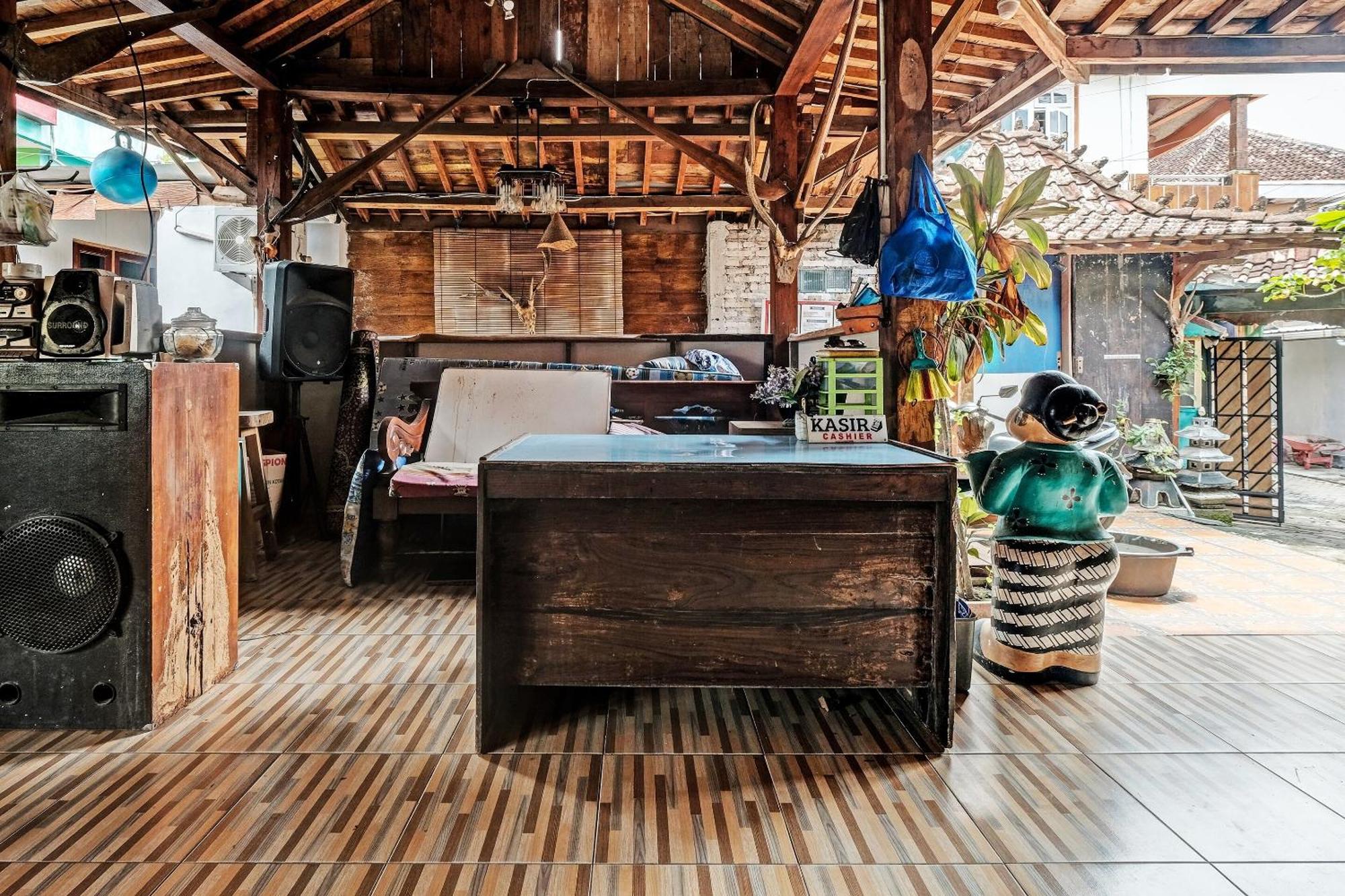 Spot On 91916 Joglo Doyong Homestay Syariah Jogyakarta Zewnętrze zdjęcie