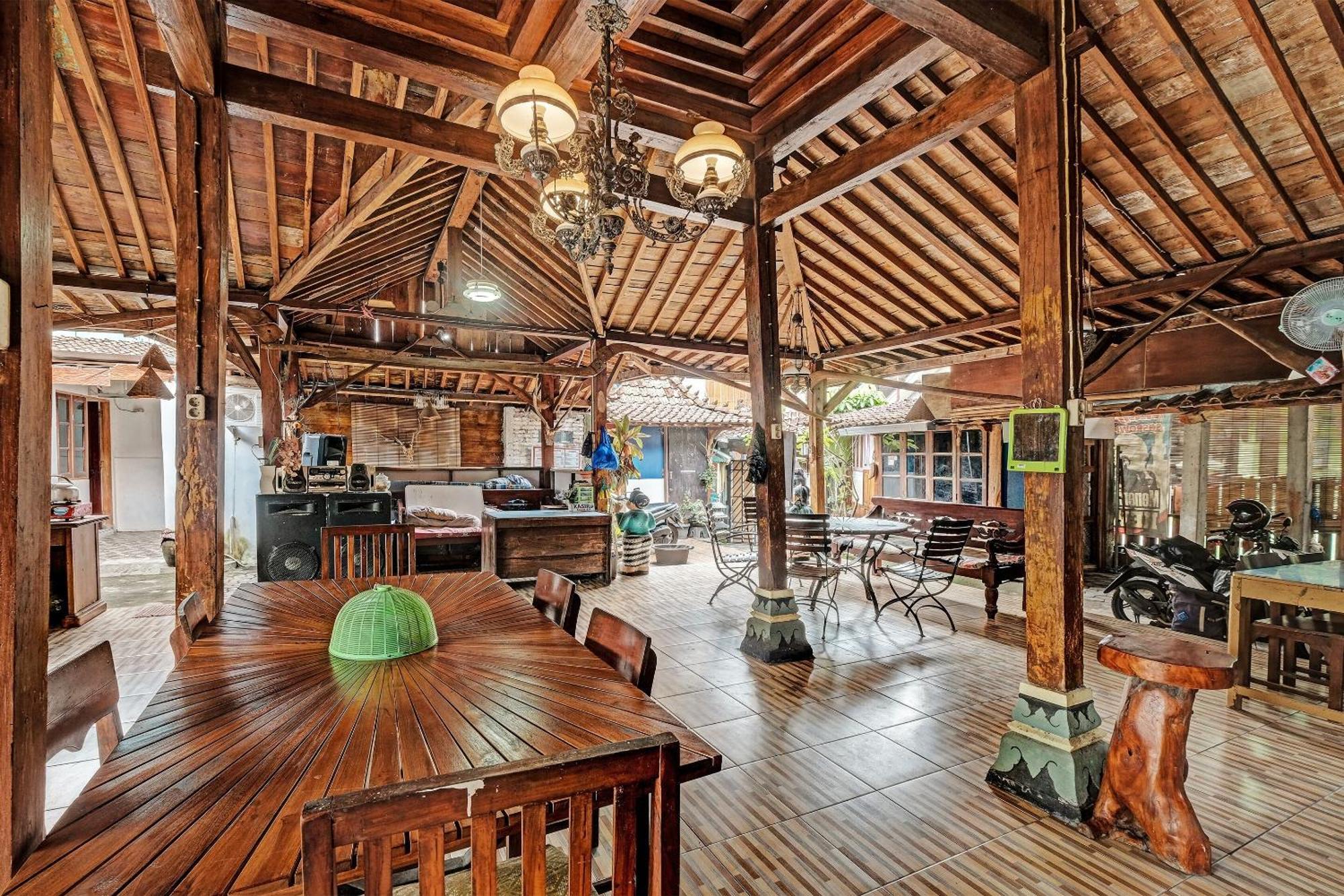Spot On 91916 Joglo Doyong Homestay Syariah Jogyakarta Zewnętrze zdjęcie