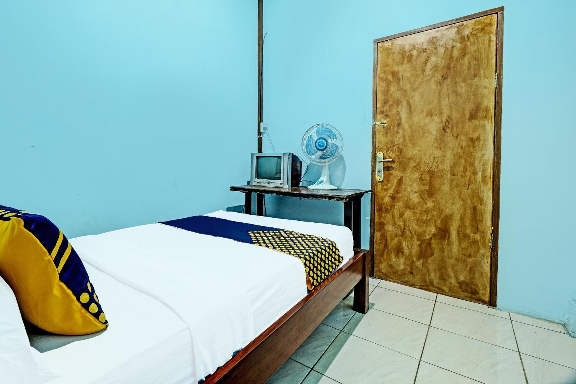 Spot On 91916 Joglo Doyong Homestay Syariah Jogyakarta Zewnętrze zdjęcie