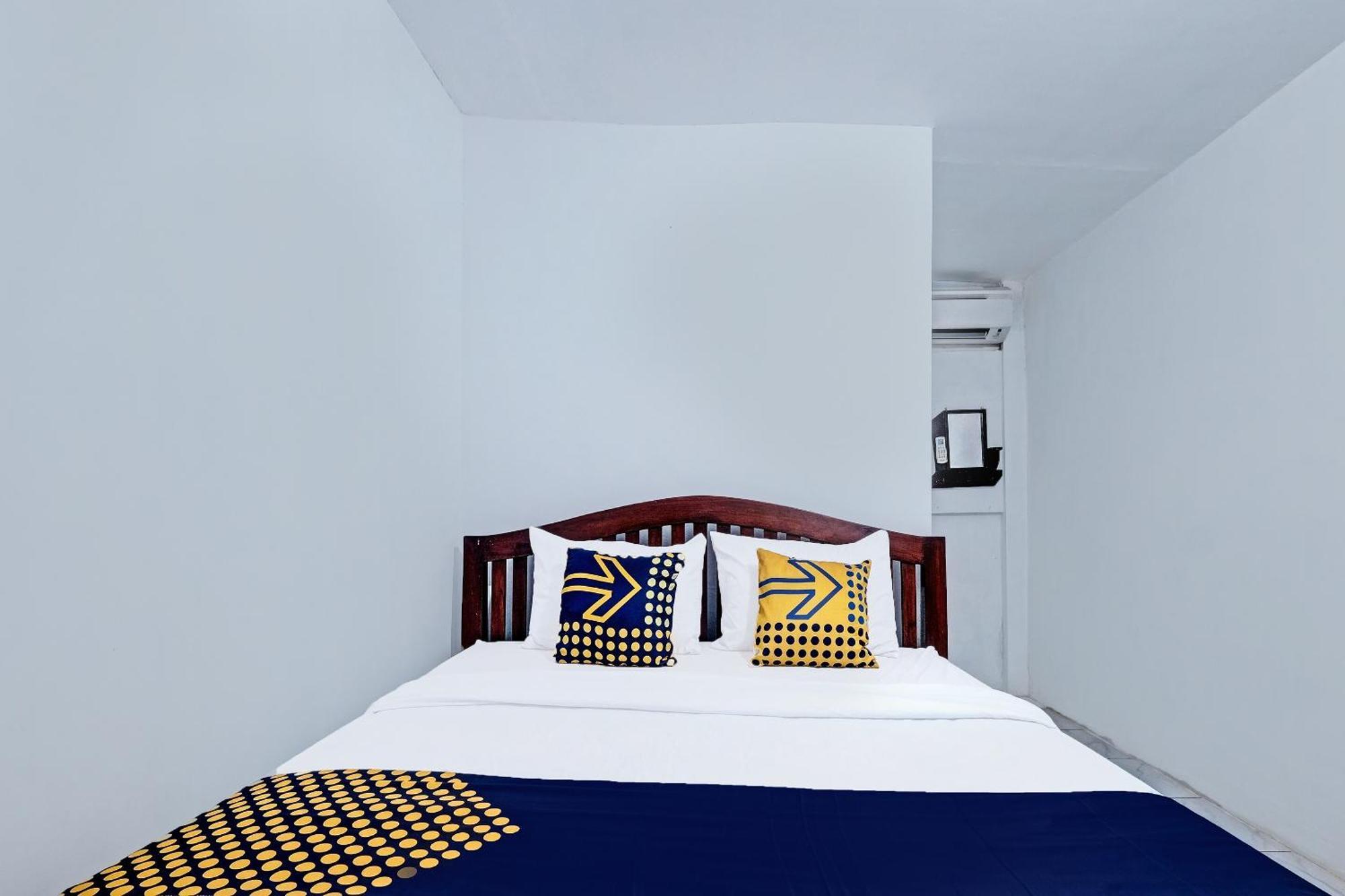 Spot On 91916 Joglo Doyong Homestay Syariah Jogyakarta Zewnętrze zdjęcie