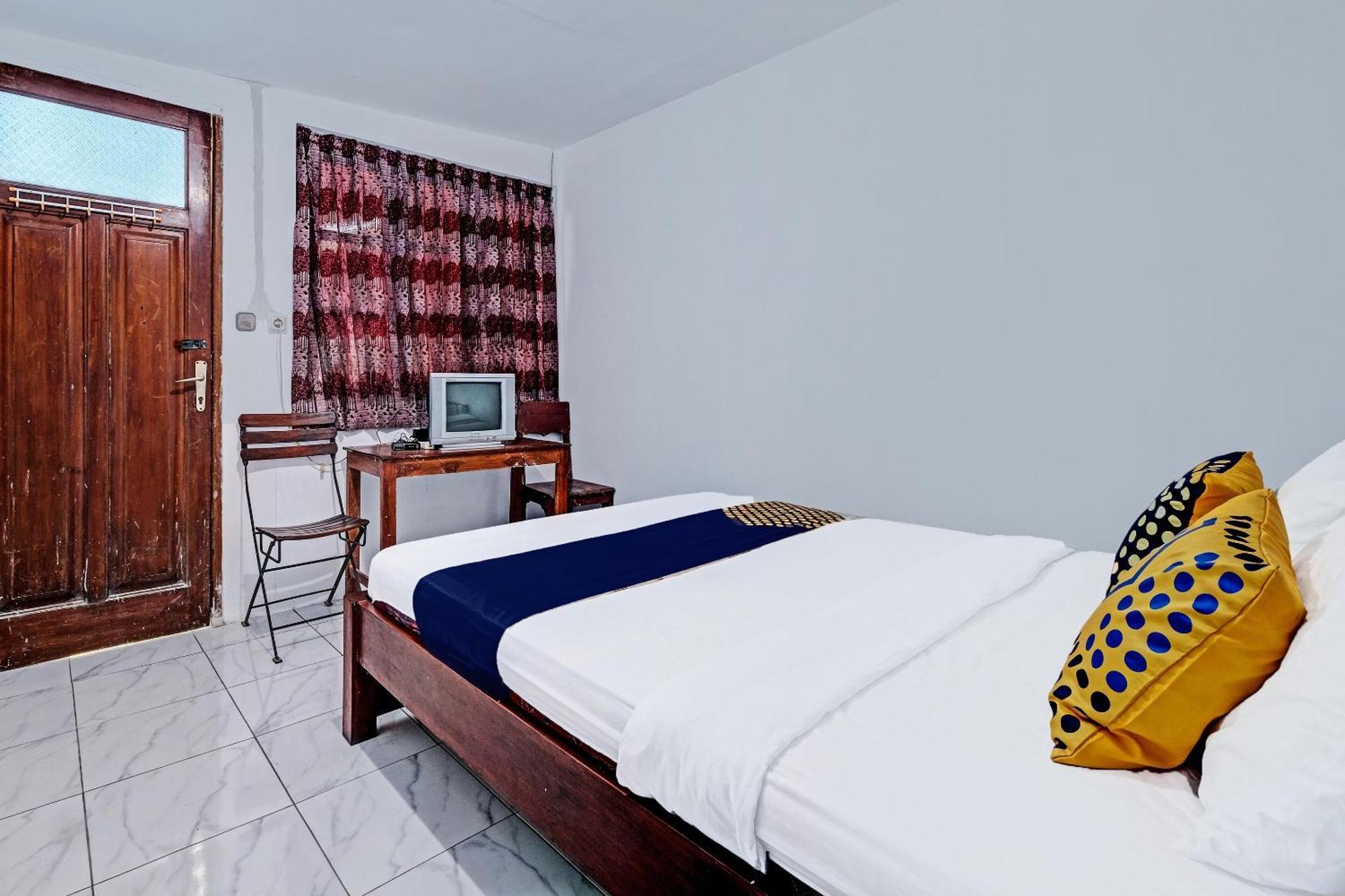 Spot On 91916 Joglo Doyong Homestay Syariah Jogyakarta Zewnętrze zdjęcie